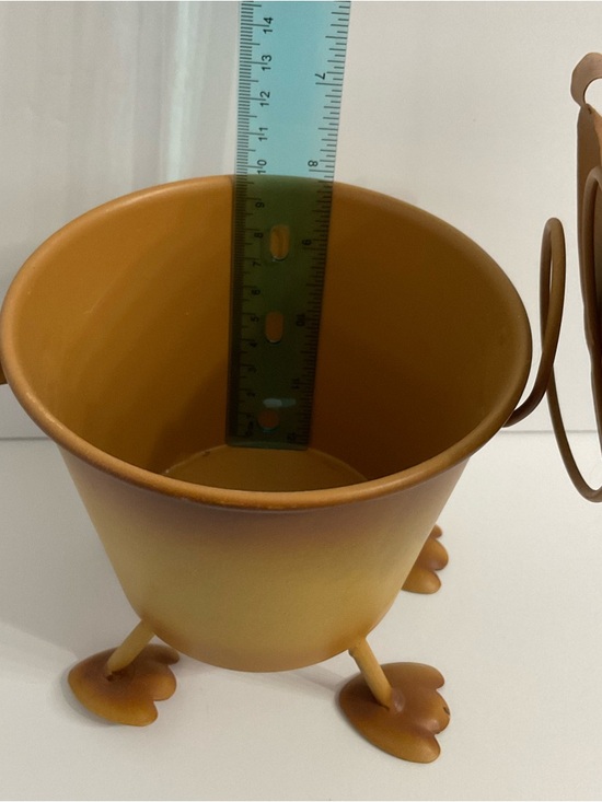 Small Metal Dog Puppy Planter Home Decor - Picture 4 of 5